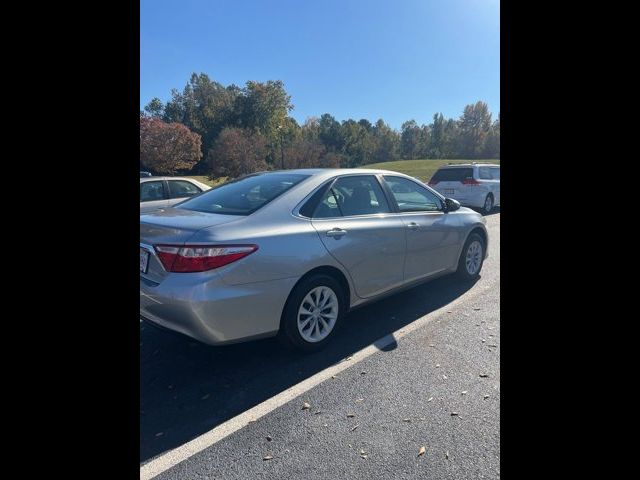 2017 Toyota Camry LE