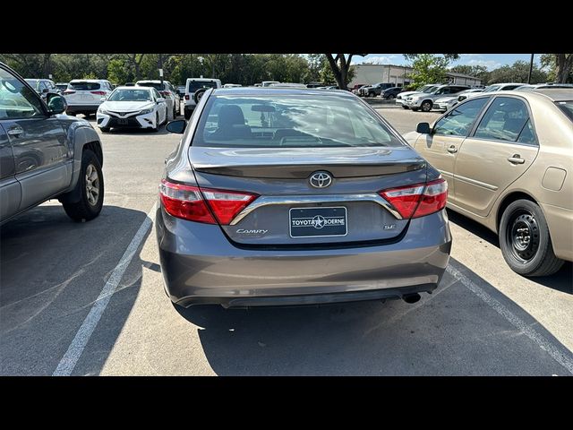 2017 Toyota Camry SE