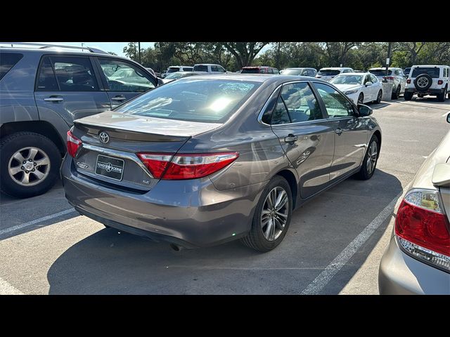 2017 Toyota Camry SE