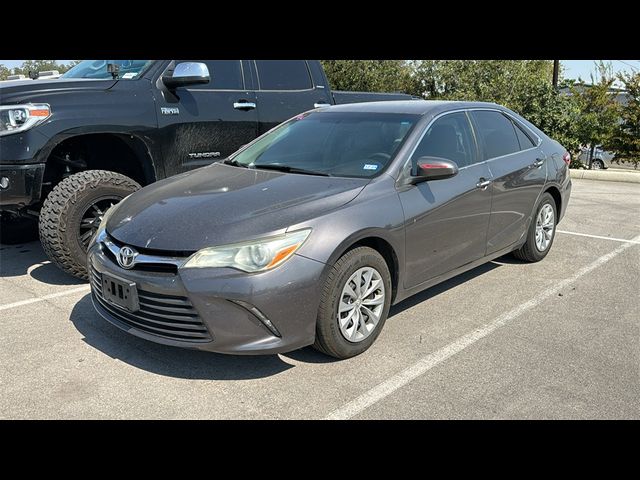 2017 Toyota Camry LE