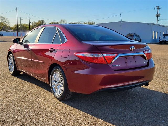 2017 Toyota Camry LE