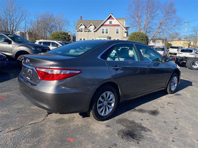 2017 Toyota Camry LE