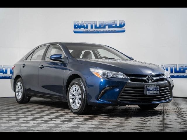 2017 Toyota Camry LE