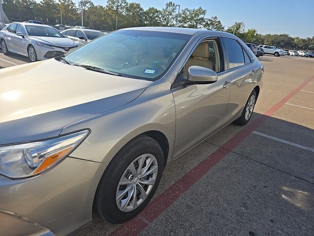 2017 Toyota Camry LE