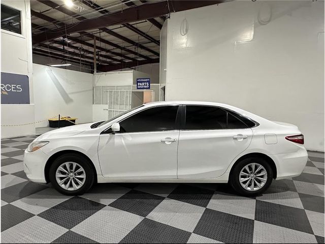 2017 Toyota Camry LE