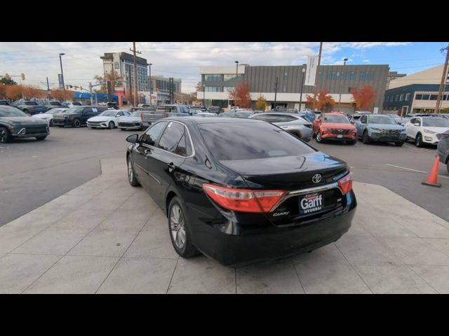 2017 Toyota Camry SE