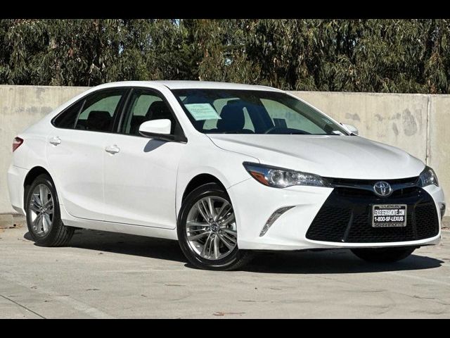 2017 Toyota Camry SE