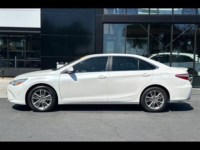 2017 Toyota Camry SE