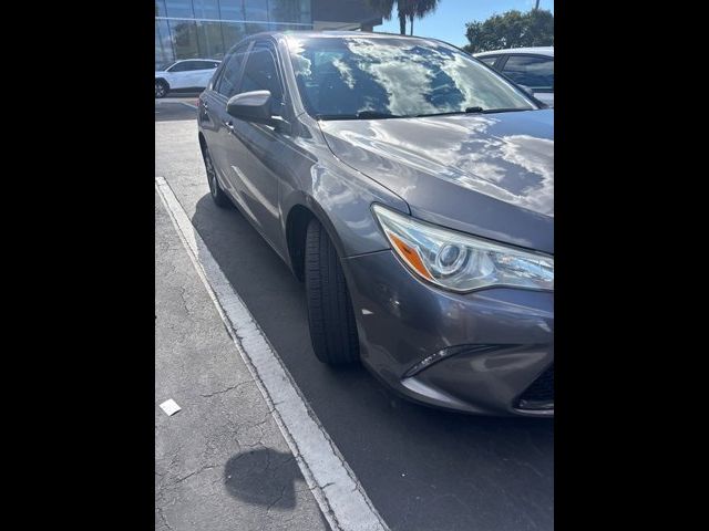2017 Toyota Camry SE
