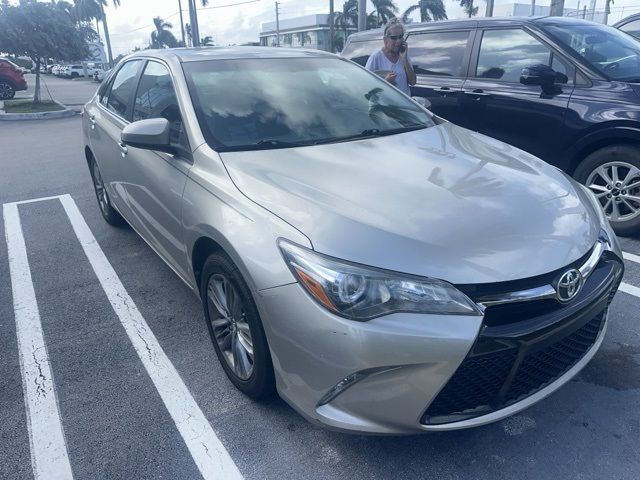 2017 Toyota Camry SE