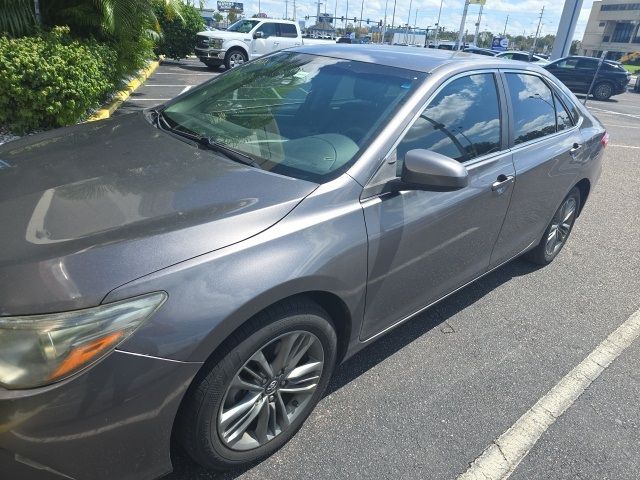 2017 Toyota Camry SE