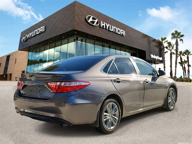 2017 Toyota Camry SE