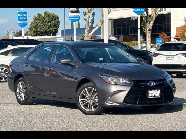 2017 Toyota Camry SE