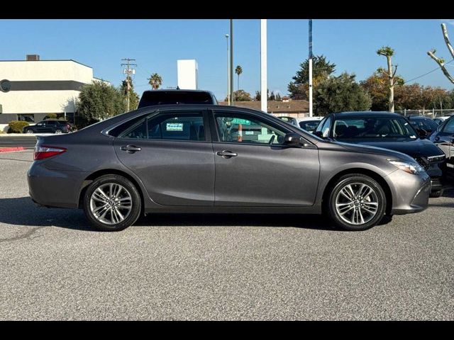 2017 Toyota Camry SE