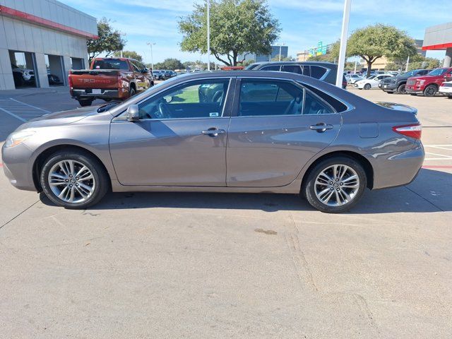 2017 Toyota Camry SE