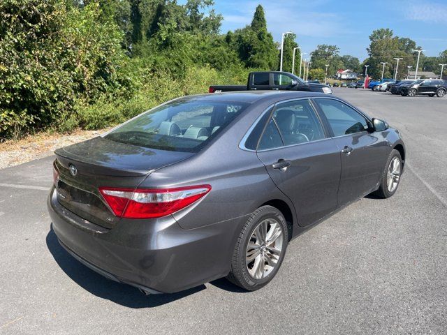 2017 Toyota Camry SE