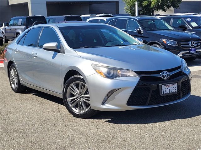 2017 Toyota Camry SE