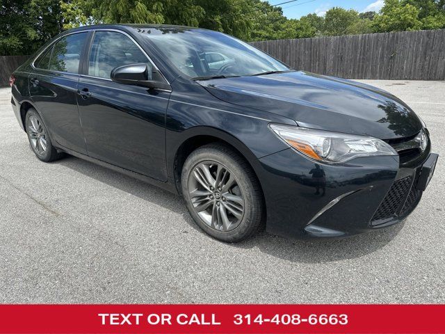 2017 Toyota Camry SE