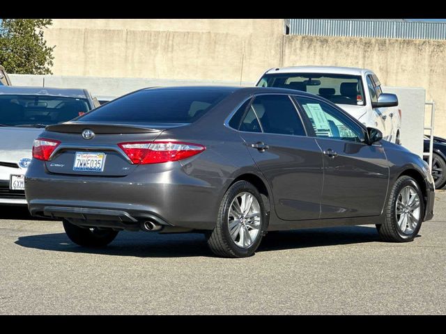 2017 Toyota Camry SE