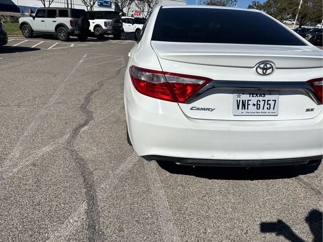 2017 Toyota Camry SE