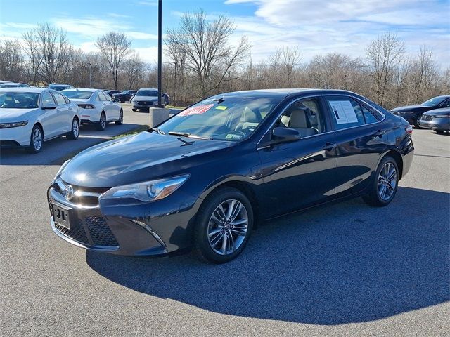 2017 Toyota Camry SE