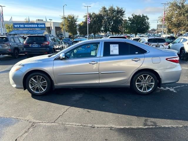 2017 Toyota Camry SE