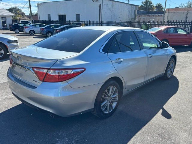 2017 Toyota Camry SE