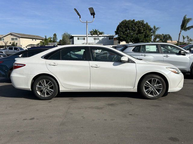 2017 Toyota Camry SE