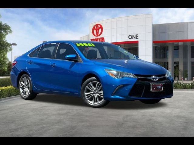 2017 Toyota Camry SE