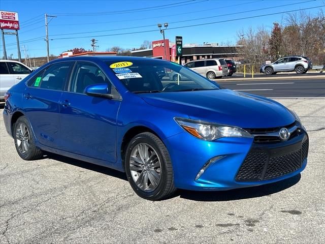 2017 Toyota Camry SE