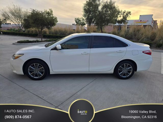 2017 Toyota Camry SE