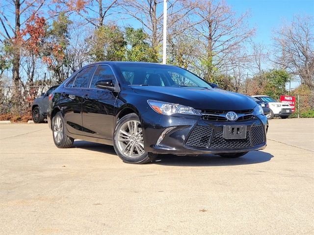 2017 Toyota Camry SE