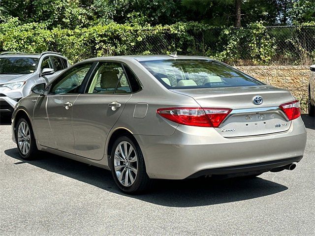 2017 Toyota Camry Hybrid XLE