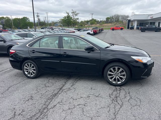 2017 Toyota Camry XLE
