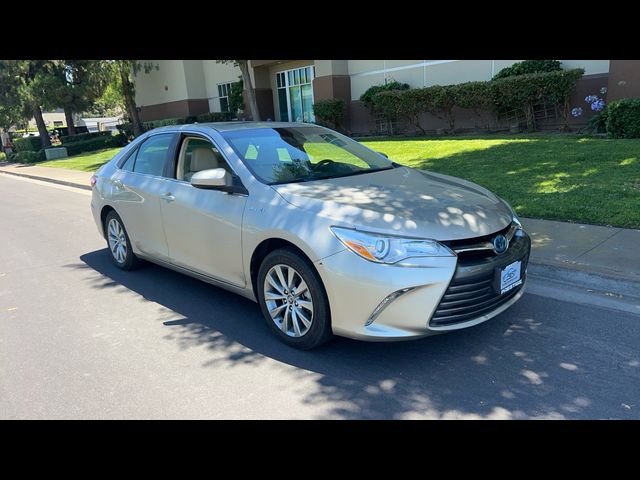 2017 Toyota Camry Hybrid XLE
