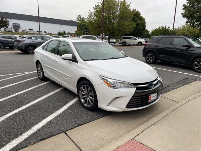 2017 Toyota Camry Hybrid XLE