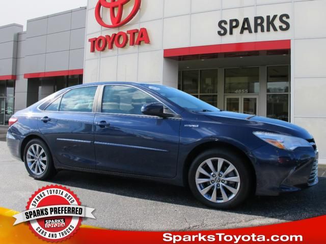 2017 Toyota Camry Hybrid XLE