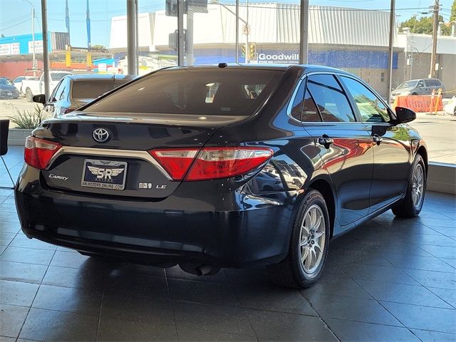 2017 Toyota Camry Hybrid LE