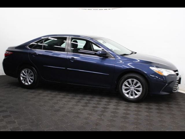 2017 Toyota Camry Hybrid SE