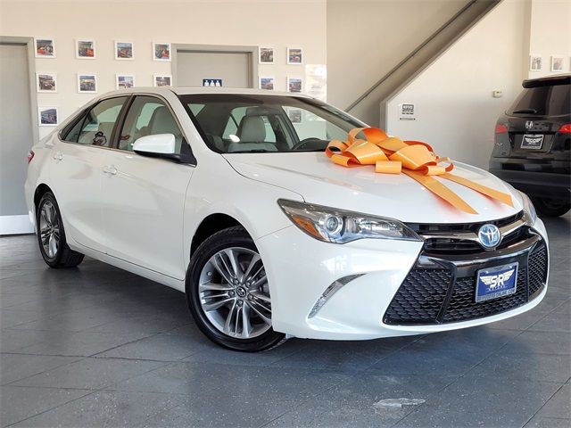 2017 Toyota Camry Hybrid SE