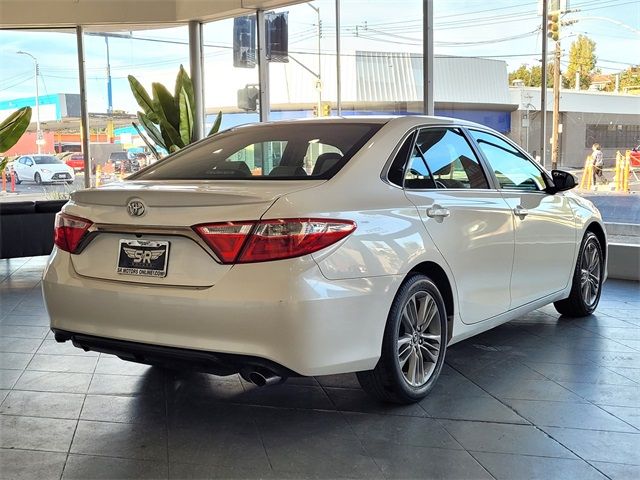 2017 Toyota Camry Hybrid SE