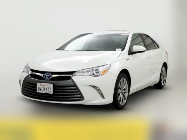 2017 Toyota Camry Hybrid XLE