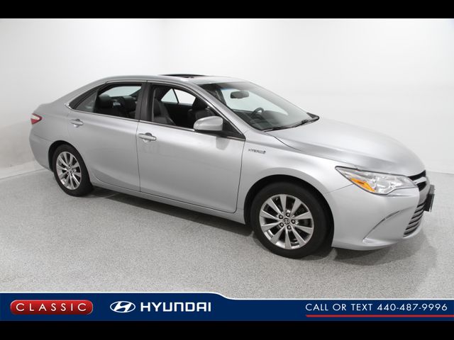 2017 Toyota Camry Hybrid XLE