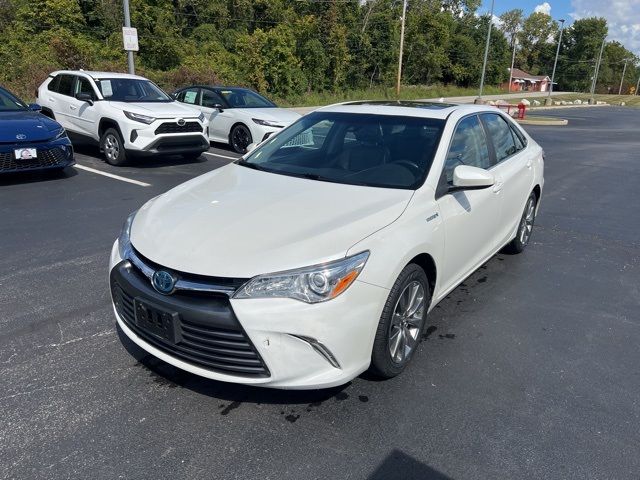 2017 Toyota Camry Hybrid XLE