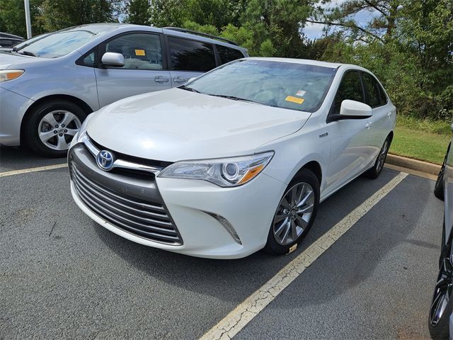 2017 Toyota Camry Hybrid XLE