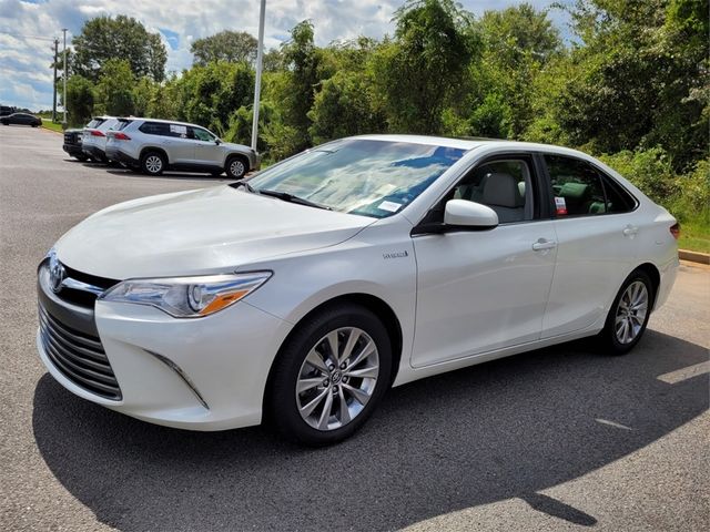 2017 Toyota Camry Hybrid XLE