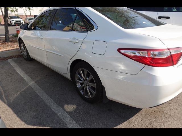 2017 Toyota Camry Hybrid XLE