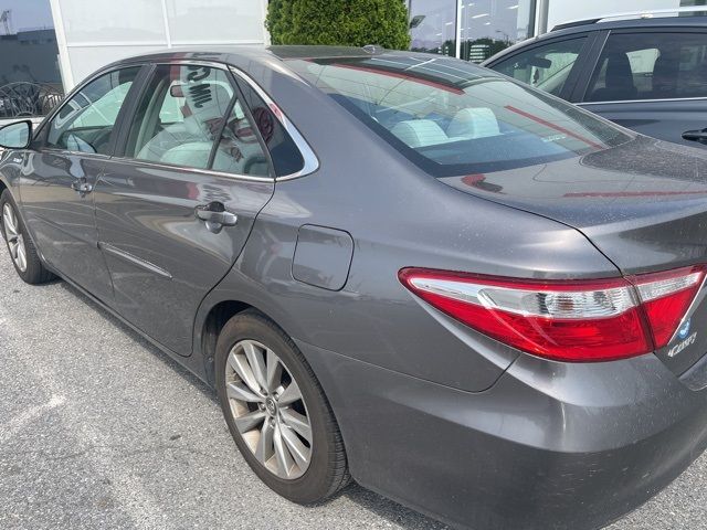 2017 Toyota Camry Hybrid XLE