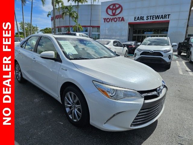 2017 Toyota Camry Hybrid XLE