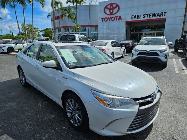 2017 Toyota Camry Hybrid XLE